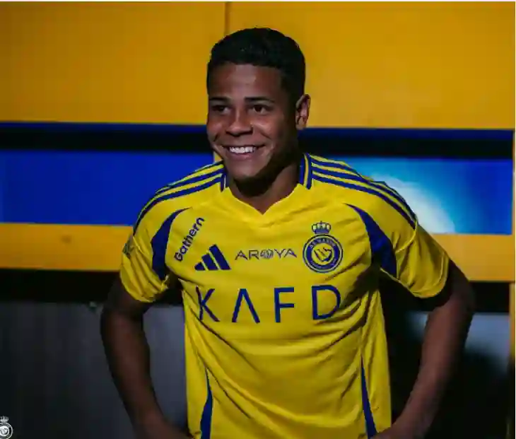 البرازيلي ويسلي يكشف السبب الحقيقي لانتقاله لدوري روشن مع نادي النصر السعودي 