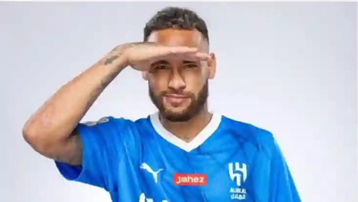 رسمياً: نيمار يفجر مفاجأة عن مشاركته القادمة مع الهلال 