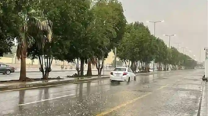 الأرصاد تحذر من هطولات مطرية غزيرة خلال ساعات على منطقتين في السعودية
