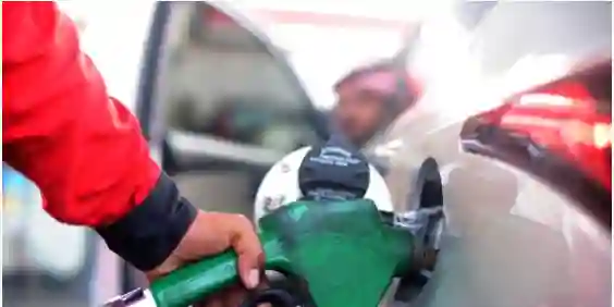 زيادة سعر لتر البنزين بكل انواعه والديزل في الامارات وهذه هي الاسعار الجديدة من صباح اليوم 