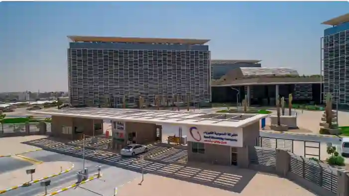 هذا ما فعلته عواصف جازان في محطات الكهرباء وتنبيه هام للمواطنين والمقيمين في جازان 