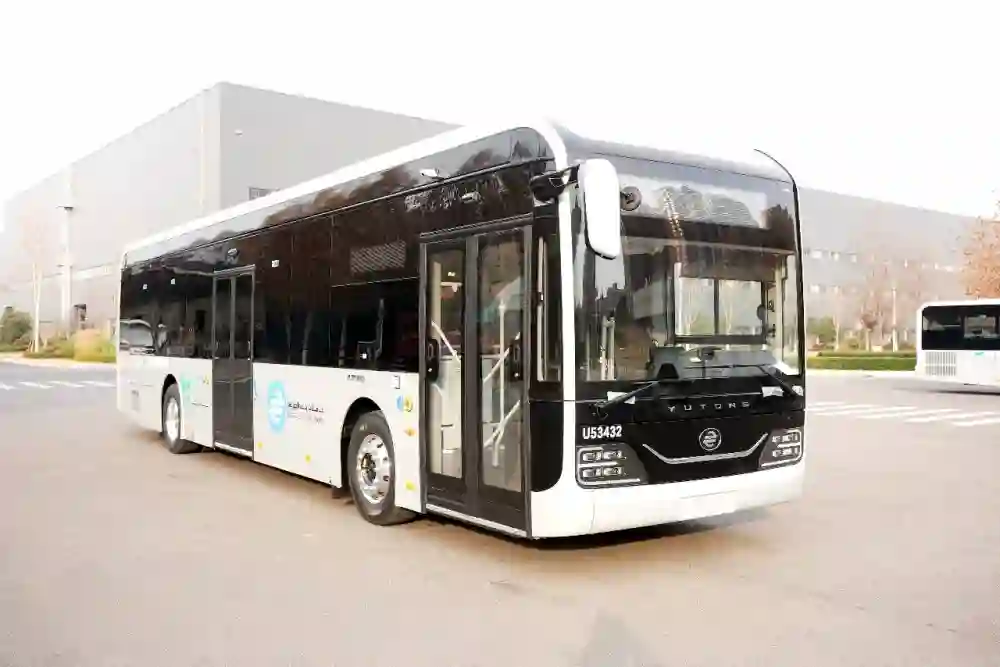 حافلات جدة تكشف عن مساراتها الجديدة وأسعار التذاكر ومدة صلاحية التذاكر والفئات المعفاة من رسوم حافلات جدة