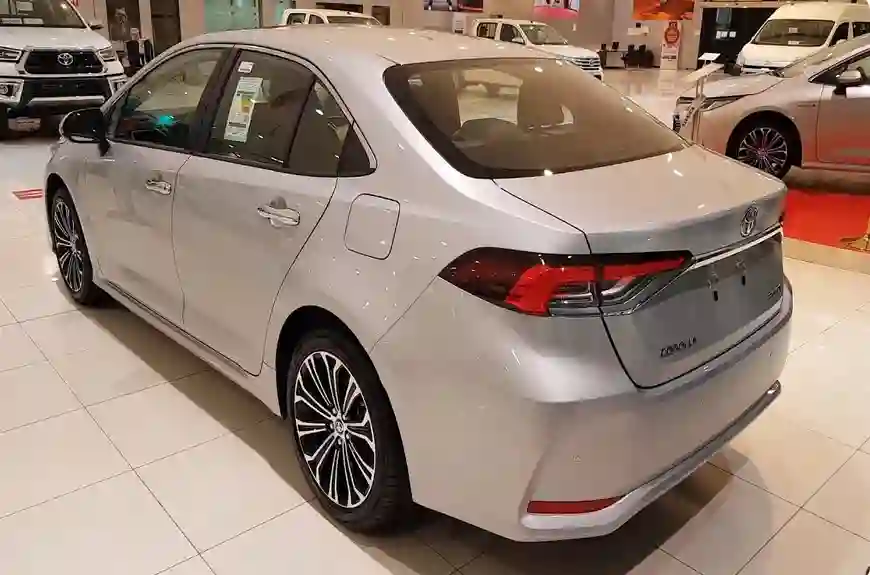 تويوتا كورولا موديلات حديثة بحالة ممتازة برخص التراب في السعودية 