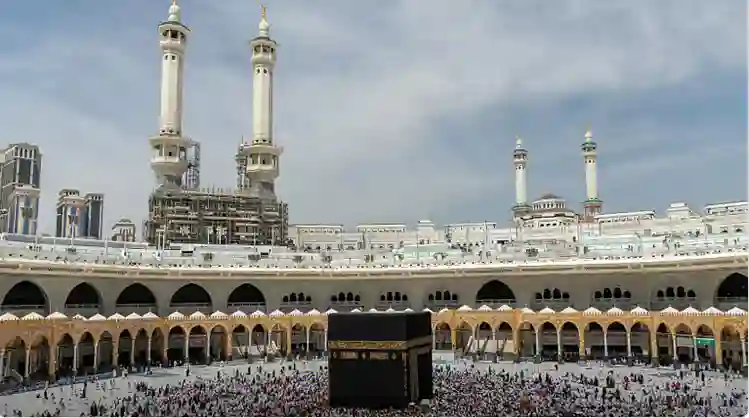 السعودية تعلن تسهيلات جديدة في موسم حج 1446 لهذه الفئات من الحجاج من داخل وخارج المملكة بشكل متساوي 