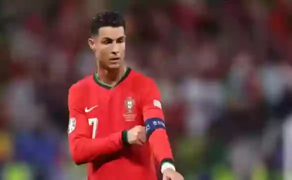 كرستيانو رونالدو يفجر مفاجأة حول مهنته التي سيعمل فيها بعد الاعتزال وهل ستكون في السعودية؟ 