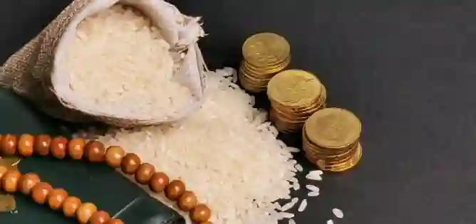 طريقة حساب زكاة الأنفس في السعودية كم كيلو من القمح او التمر او الشعير والحالات التي تسقط فيها الزكاة عن أفراد العائلة 