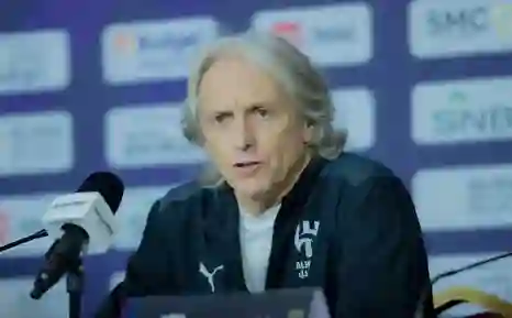 الحريري يكشف تفاصيل رحيل خيسوس عن الهلال والبديل الذي يتم التفاوض معه 