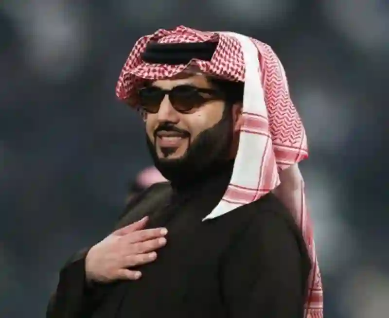 تركي ال الشيخ يفجر مفاجأة من العيار الثقيل حول نادي الهلال 