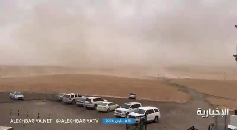 فيديو عاصفة ترابية قوية تضرب مرصد سدير قبل ثلاث ساعات فقط من موعد تحري هلال رمضان فيديو عا