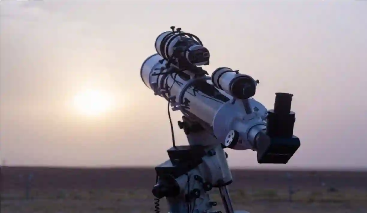 الساعة كم يظهر هلال شهر رمضان اليوم؟ ووين ممكن اشوفه؟ 