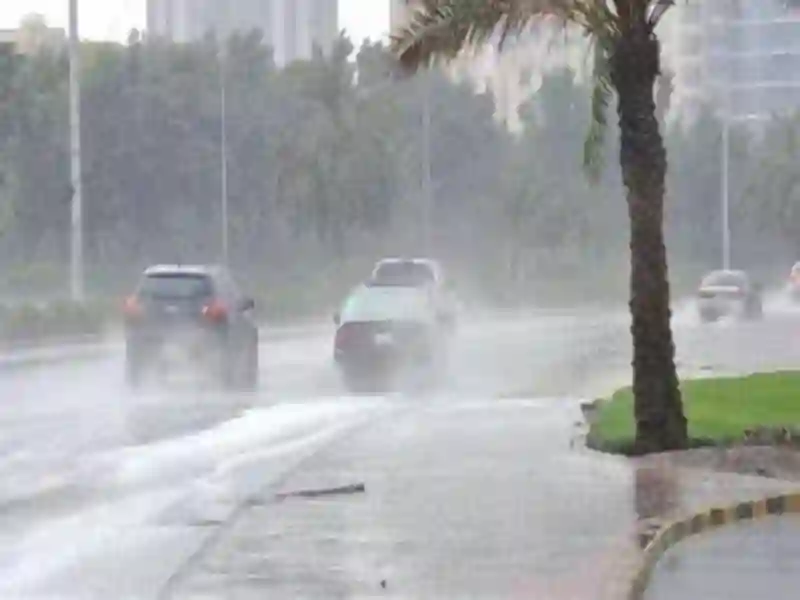 حالة الطقس في الرياض وجدة ومكة والمدينة والدمام وتبوك خلال 24 ساعة القادمة وتحذير عاجل لاص