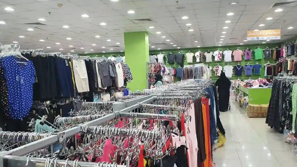 السعودية: مفاجأة عن محلات ابو 5 ريال التي انتشرت مؤخراً في الرياض وجدة ومن يقف وراءها