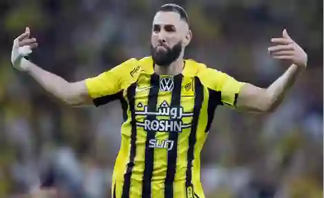 بنزيما يقلب الطاولة بعد الفوز على الهلال ويعلن نهاية المشوار مع الاتحاد في هذا التاريخ 