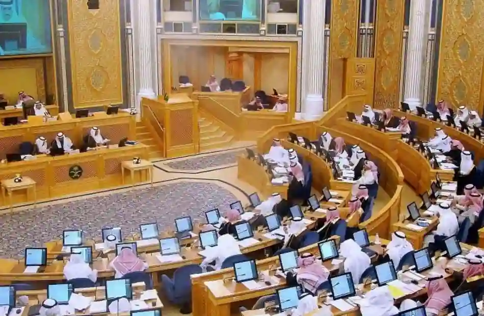 مجلس الشورى يستعد لإصدار قرار حاسم وملزم لوزارة التعليم حول غياب الطلاب عن المدارس في رمضان والعودة لنظام الفصلين في مدارس السعودية في 