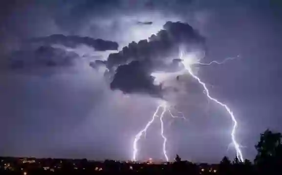 المسند يحذر من كارثة تضرب جازان ويطلب من سكانها الحذر من ظاهرة جوية خطيرة 