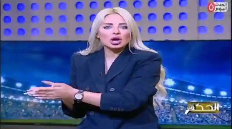 فيديو مي حلمي تفتح النار على نجوم مصر بسبب طلبهم من تركي ال الشيخ أن يعزمهم على الفطور في 