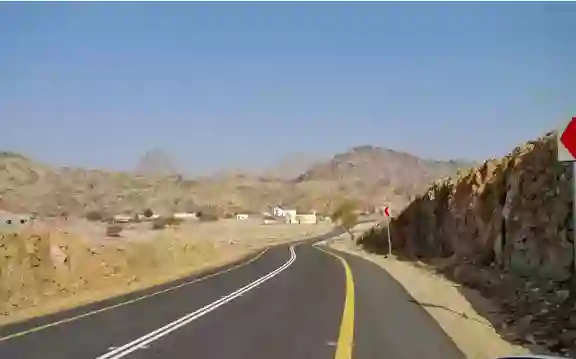طريق جديدة يختصر المسافة بين الرياض وضرمة والمرور يحدد السرعة القصوى على طريق الرياض ضرمة الجديد