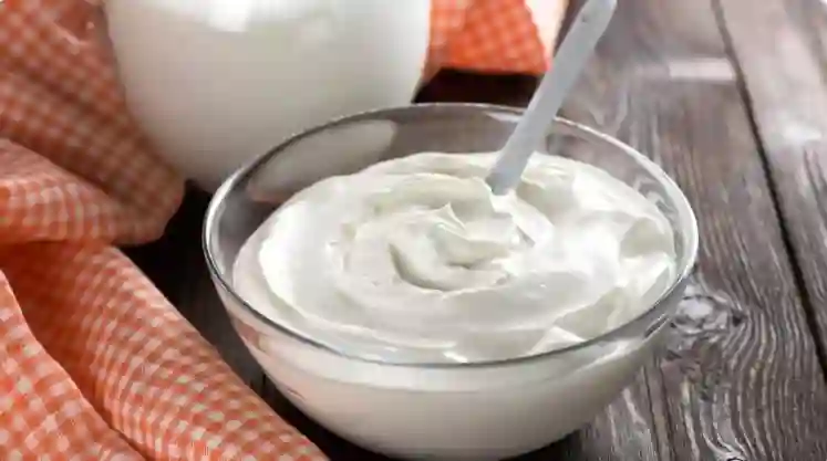 تحذير عاجل من تناول هذا النوع من الزبادي المنتشر في محلات السوبر ماركت في الرياض ضار وخطير وعليه مكتوب كلمات مظللة 