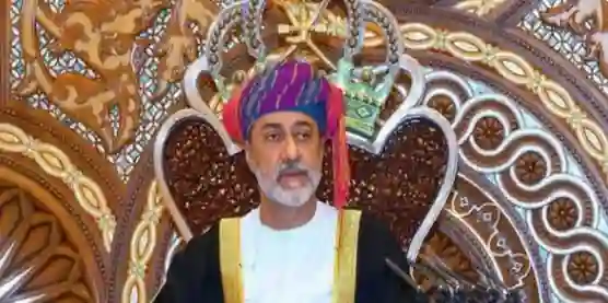 سلطنة عُمان تعلن السن الجديد للمواطنين والمقيمين الذين يجب عليهم إضافة البصمات الحيوية لبياناتهم الشخصية 