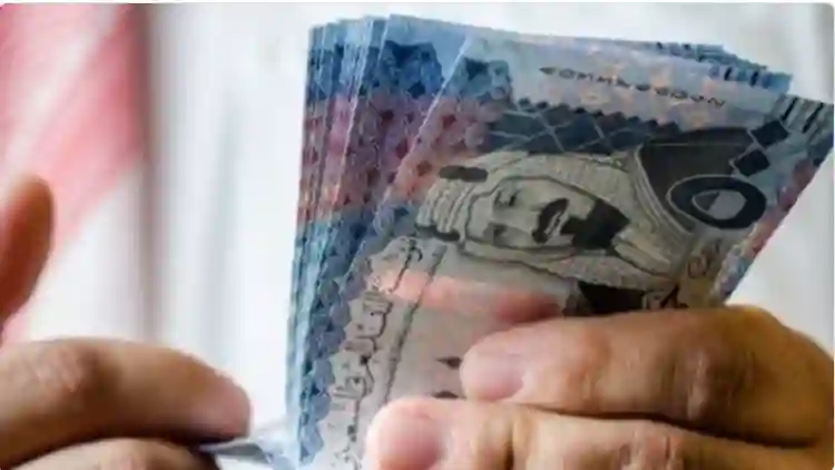 انهيار جنوني للريال السعودي مقابل الجنيه المصري قبل قليل في البنوك وشركات الصرافة 