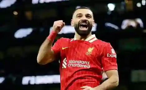 الهلال يتلقى ضربة غير متوقعة في اللحظة الأخيرة من هذا النادي تفسد عليه صفقة محمد صلاح 