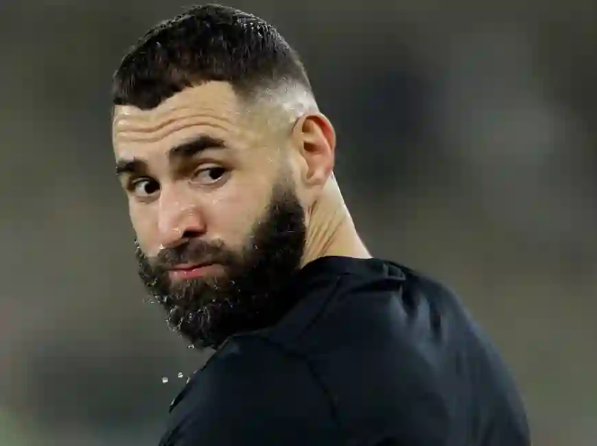 رسالة نارية من بنزيما تصدم جماهير الاتحاد في اللحظة الأخيرة حول الصفقات الجديدة 