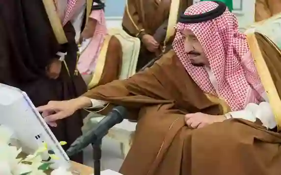 تقرير رسمي يكشف عن عدد أبناء الملك سلمان بن عبد العزيز 