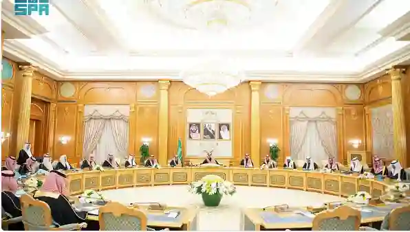 كل ما يجب أن تعرفه في نظام النقل البري السعودي الجديد وتاريخ بداية تطبيقه وكيف يؤثر على مالكي سيارات الخصوصي وإلاجرة والنقل 