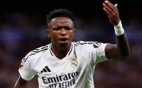 الهلال يدير ظهره لصلاح ويستعد لاستقبال فينسيوس جونيور في صفقة تاريخية مع ريال مدريد 