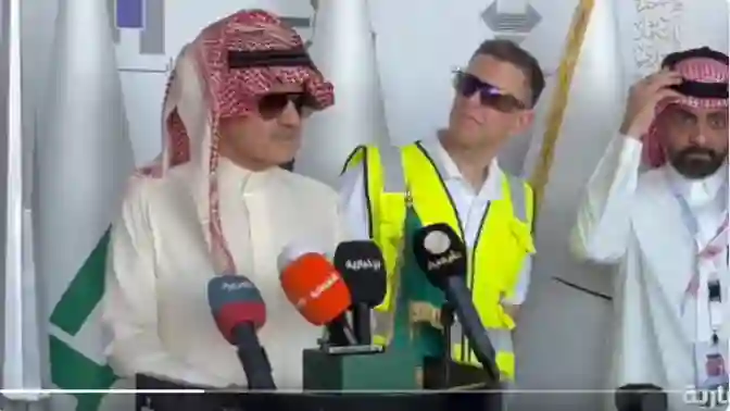 الوليد بن طلال يعلن مفاجأة جديدة ستجعل سكان جدة من أصحاب الملايين 