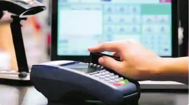 السعودية تحقق مبيعات تجزئة تاريخية للمواطنين والمقيمين خلال سبعة أيام فقط 