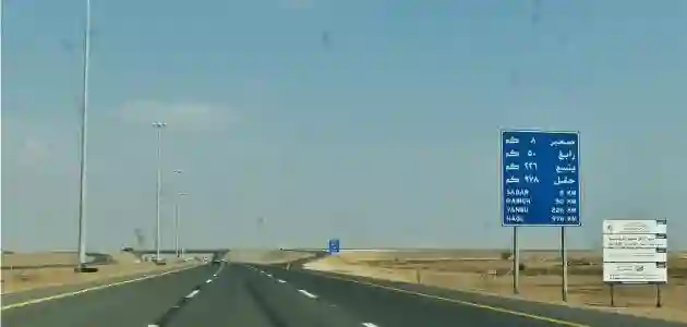 السفر بين جدة وأبها يستغرق من اليوم أقل من 80 دقيقة فقط في رحلة مريحة وممتعة 