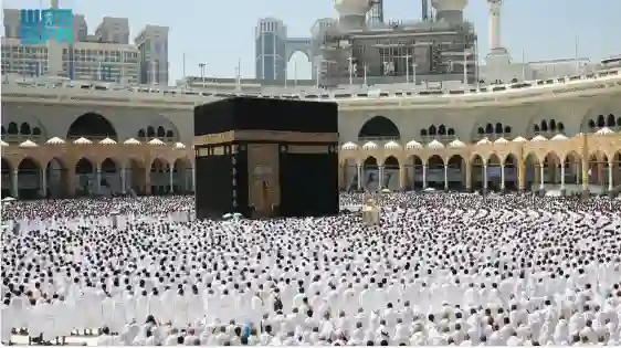 تنبيه هام من إدارة المسجد الحرام للمصلين والمعتمرين بداية من اليوم 