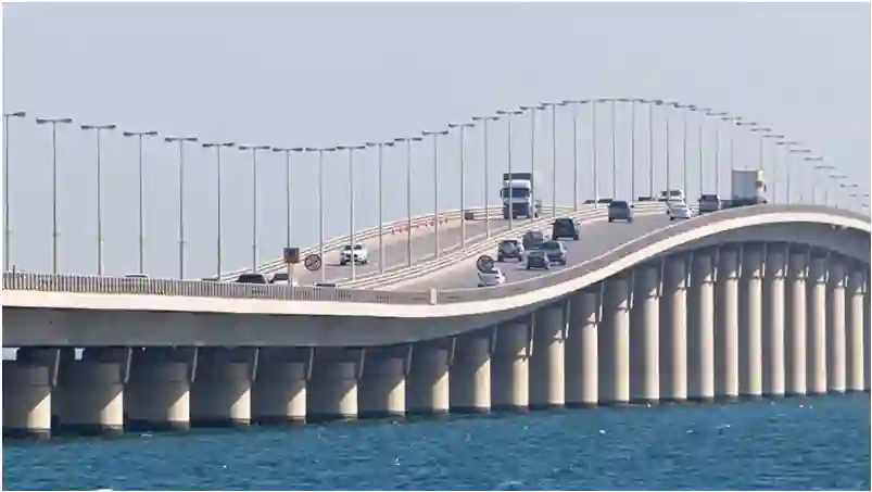 من اليوم .. شروط ومتطلبات جديدة لسفر المقيمين بين السعودية والبحرين على جسر الملك فهد 