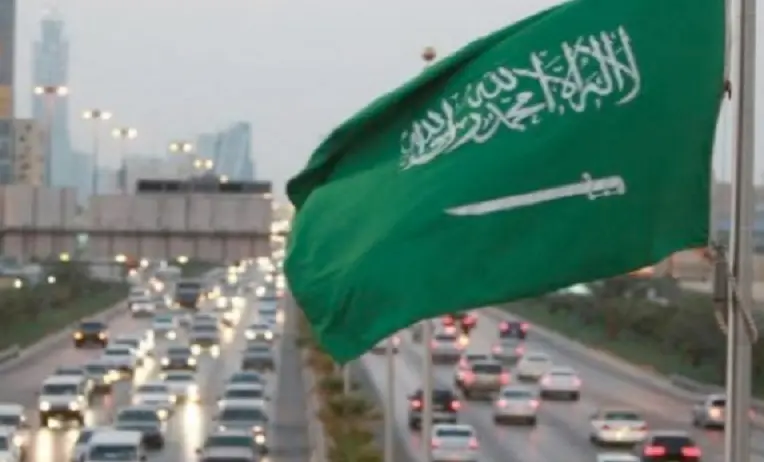 تعرف على حقوق العامل بعد انهاء خدمته في السعودية واصدار تأشيرة خروج نهائي له 