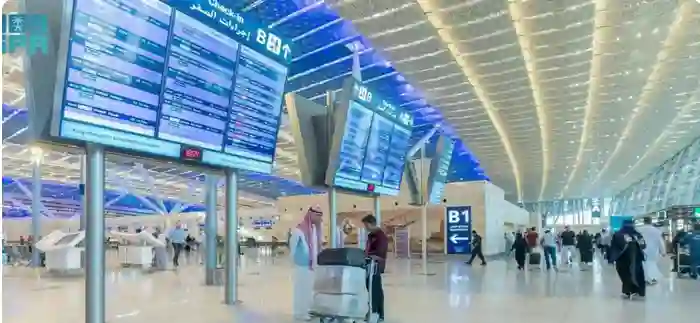 من بداية رمضان.. السعودية تمنع القادمين بتأشيرة عمرة من حمل هذه الأشياء معهم أثناء الدخول من مطارات جدة والمدينة والطايف 