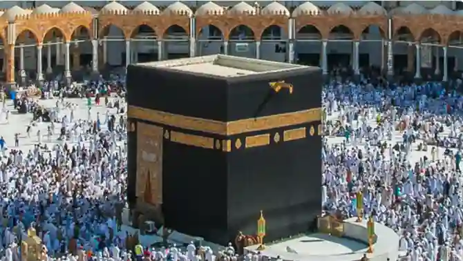 السعودية تكشف عن 6 اجراءات لتكون العمرة صحيحة من داخل أو خارج المملكة 