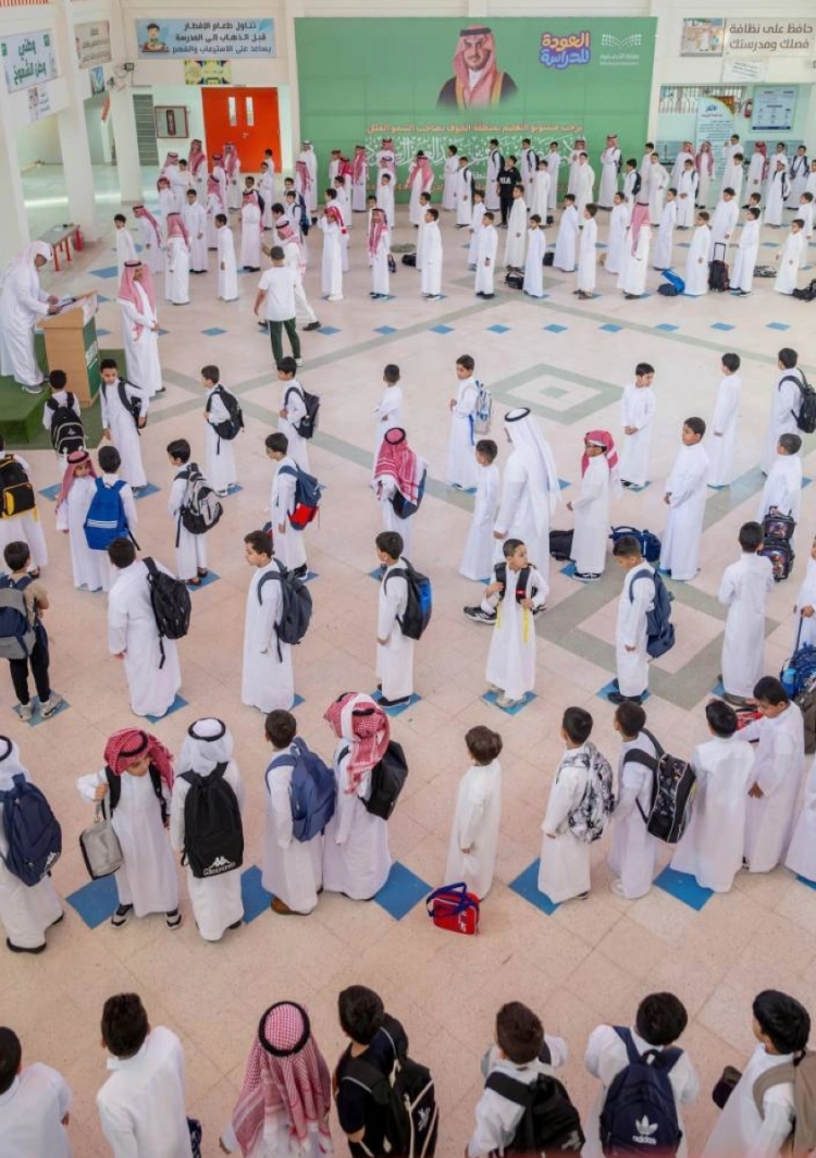 التعليم تكشف عن المخالفات السلوكية التي تسبب فصل الطالب بشكل نهائي في المراحل المتوسطة والثانوية 