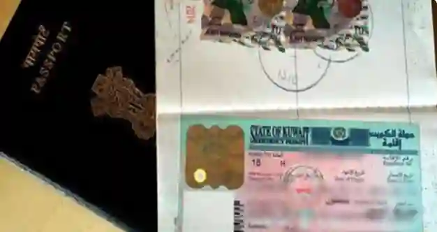 الكويت تعلن الشروط والرسوم الجديدة لتجديد إقامة العمالة والعمالة المنزلية 