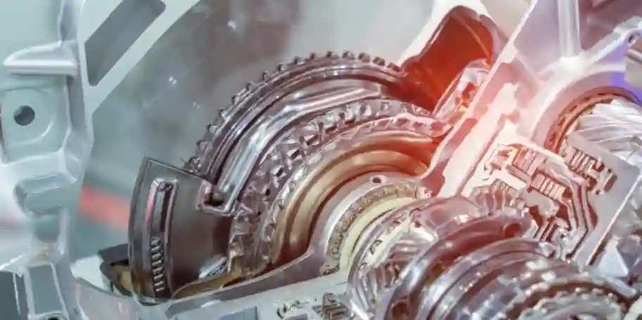 علامات تؤكد انه يجب عليك تغيير زيت القير في سيارتك فوراً 