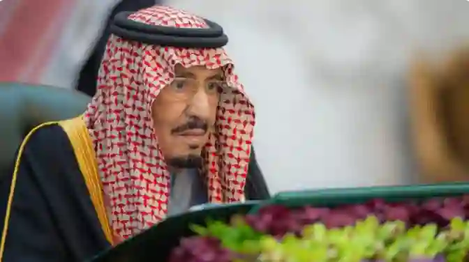 أهم ما جاء في 14 قرار من مجلس الوزراء في جلسته اليوم برئاسة خادم الحرمين الشريفين 