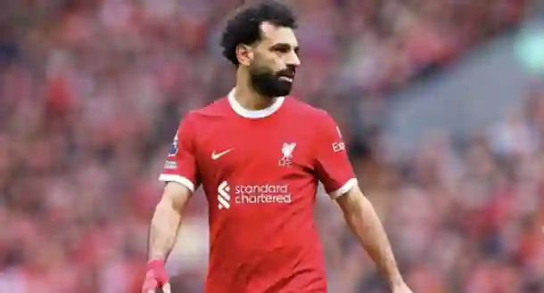 ليفربول يطلب هذا المبلغ رسمياً لانتقال محمد صلاح