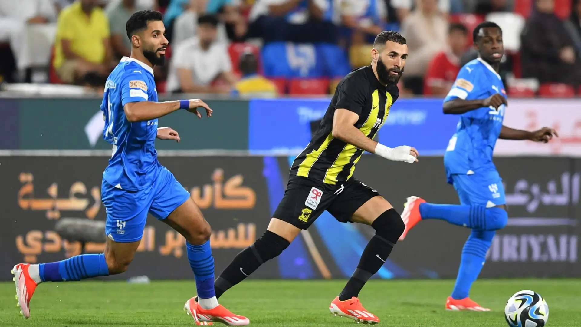 موعد مباراة الهلال والاتحاد في دوري روشن 2024 والقنوات الناقلة