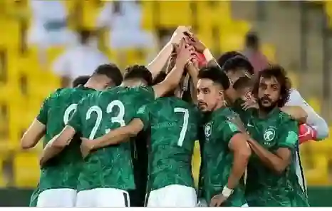 عملية تجميل تنهي مستقبل نجم المنتخب السعودي في اللحظة القاتلة 